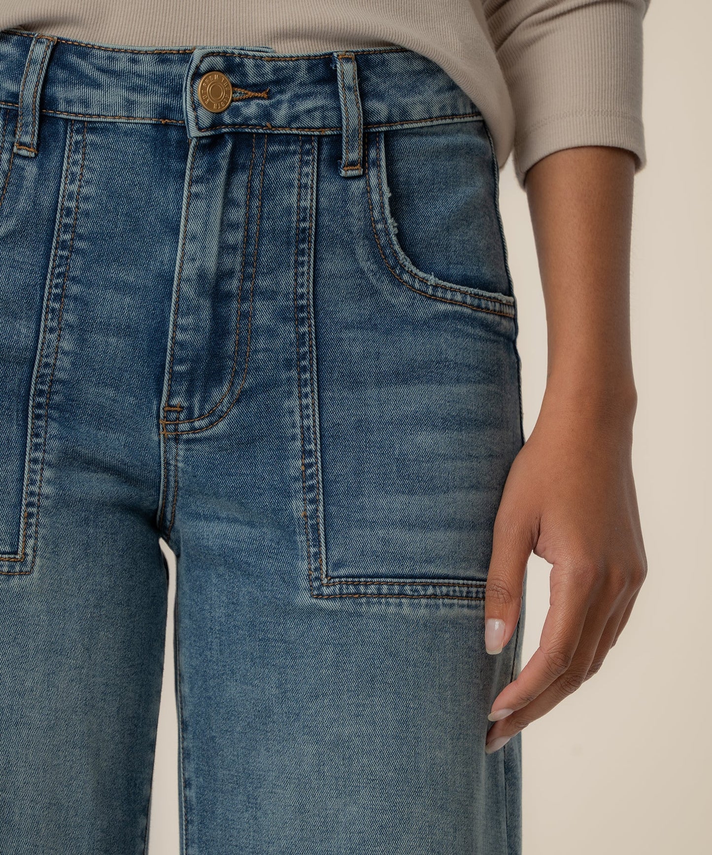 Meg High Rise Wide Legs, Petite in Witted Wash