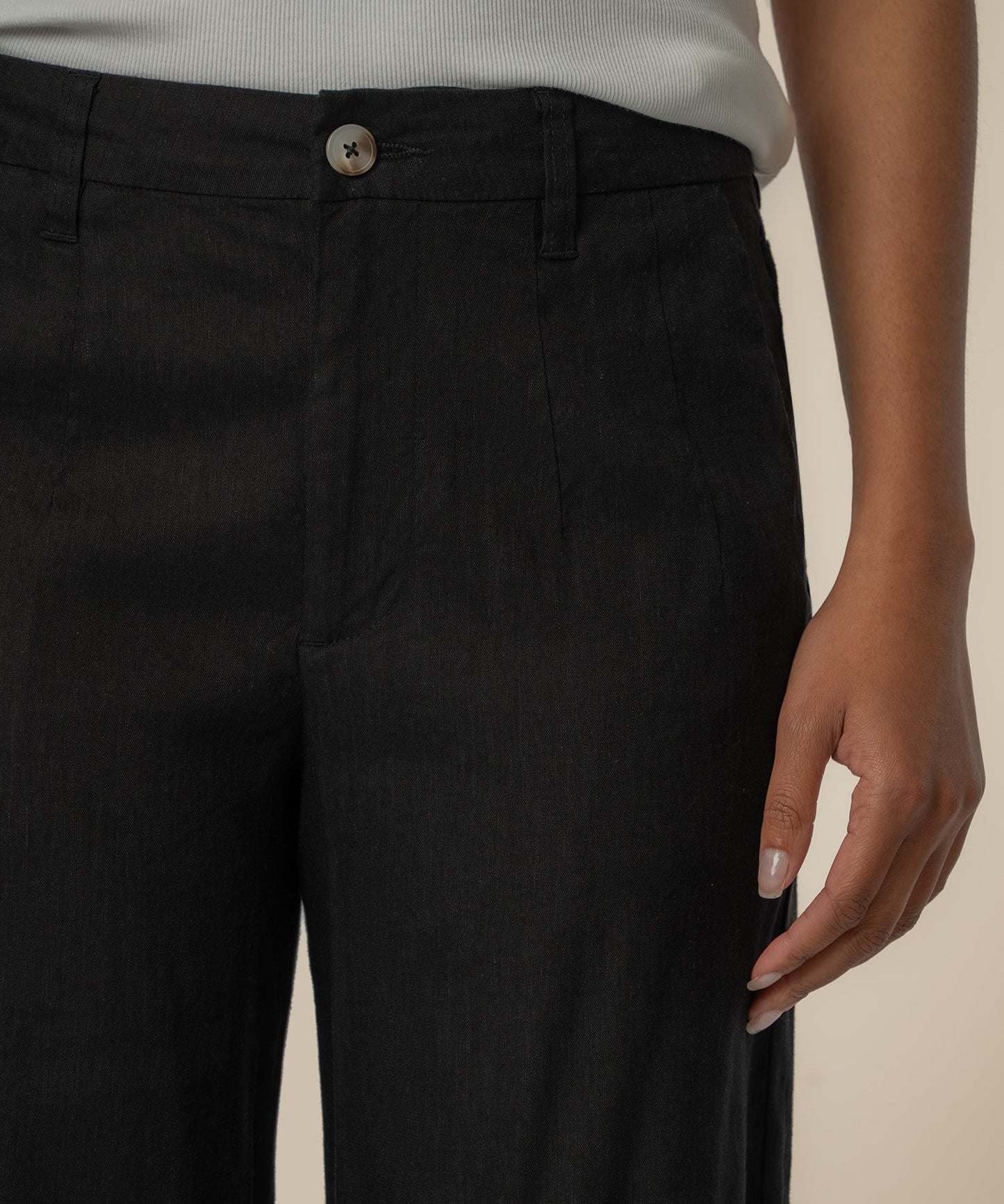 Meg Linen High Rise Wide Straight Leg, Petite in Black