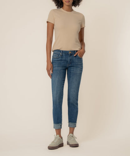 Amy Mid Rise Crop Straight, Petite in Deserving Wash