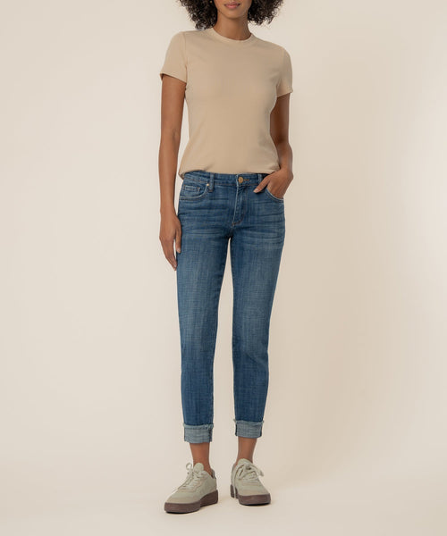 Amy Mid Rise Crop Straight, Petite in Deserving Wash
