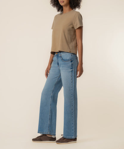 Selena Baggy Low Rise Straight Leg, Petite in Bravery Wash