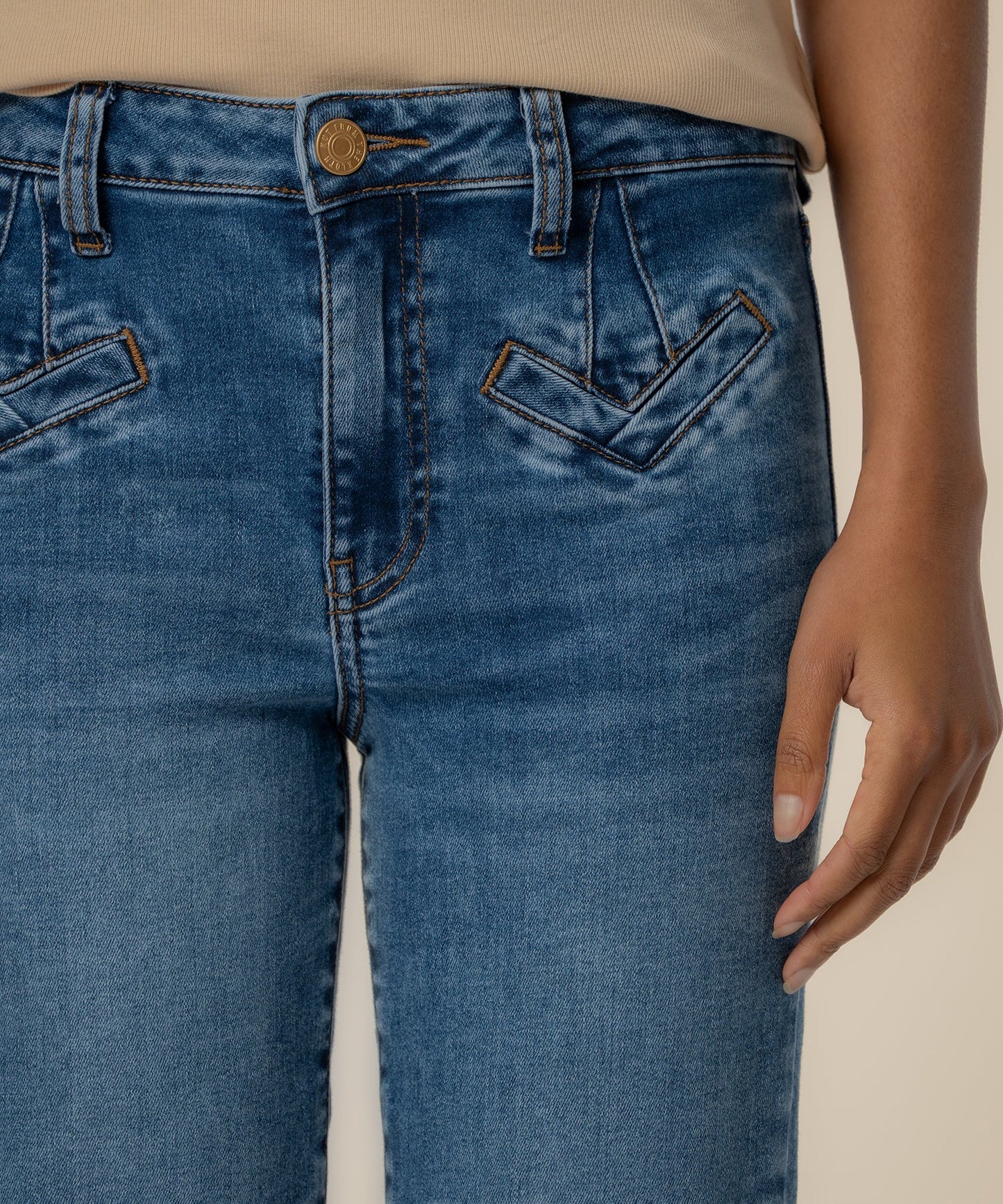 Kelsey High Rise Ankle Flare, Petite in Excitement Wash