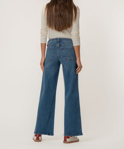 Maya High Rise Wide Leg, Petite in Generous Wash